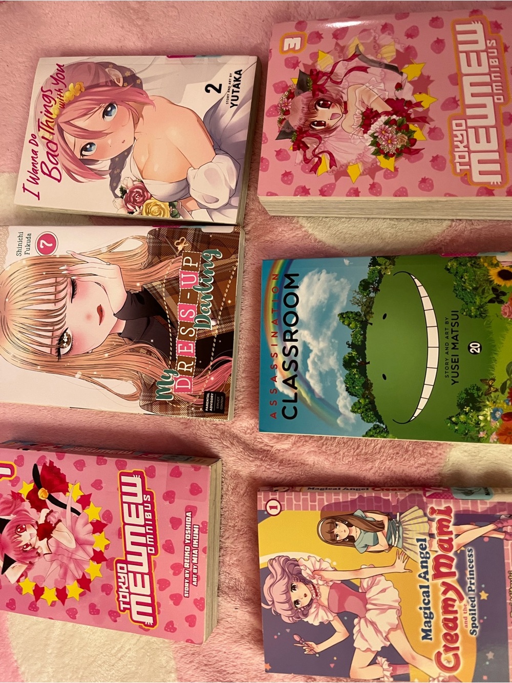 Assorted Manga Bundle - Pink and Pastel Covers